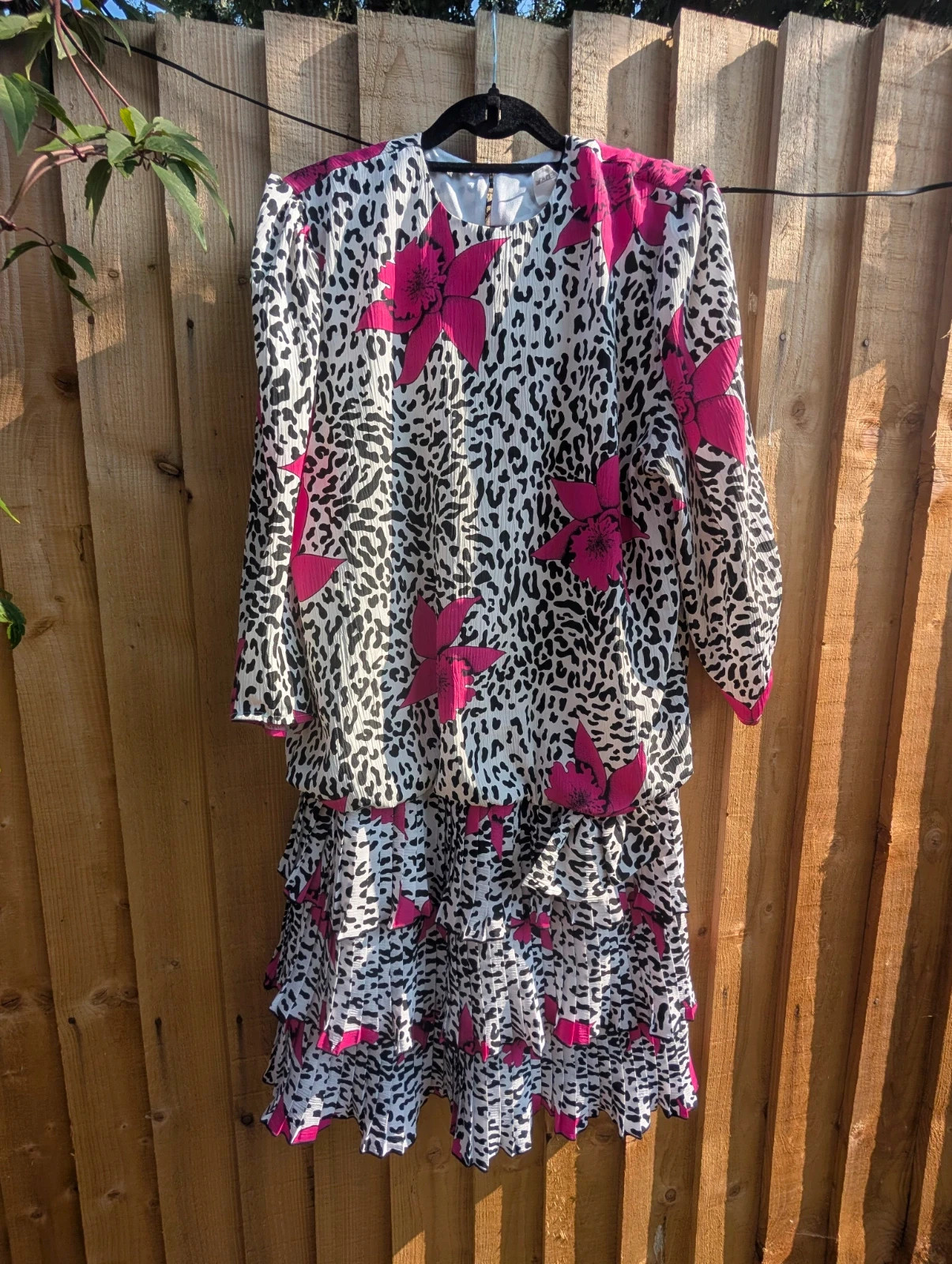Vintage 80s Black White Pink Floral Animal Print Drop Waist Tiered Dress UK 14 (Label 16) - Image 2