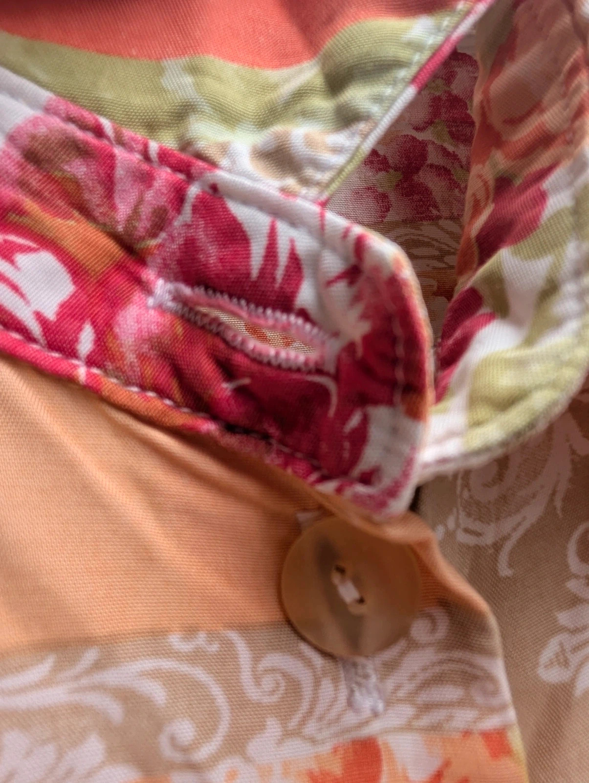 Vintage 1990s Pastel Floral Patchwork-Style Oversized Shirt 14-16 - Image 12