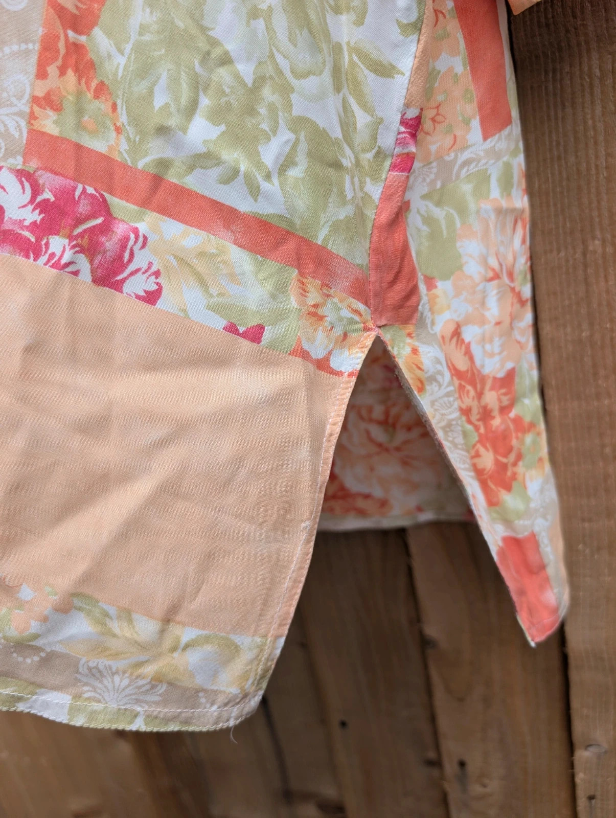 Vintage 1990s Pastel Floral Patchwork-Style Oversized Shirt 14-16 - Image 9