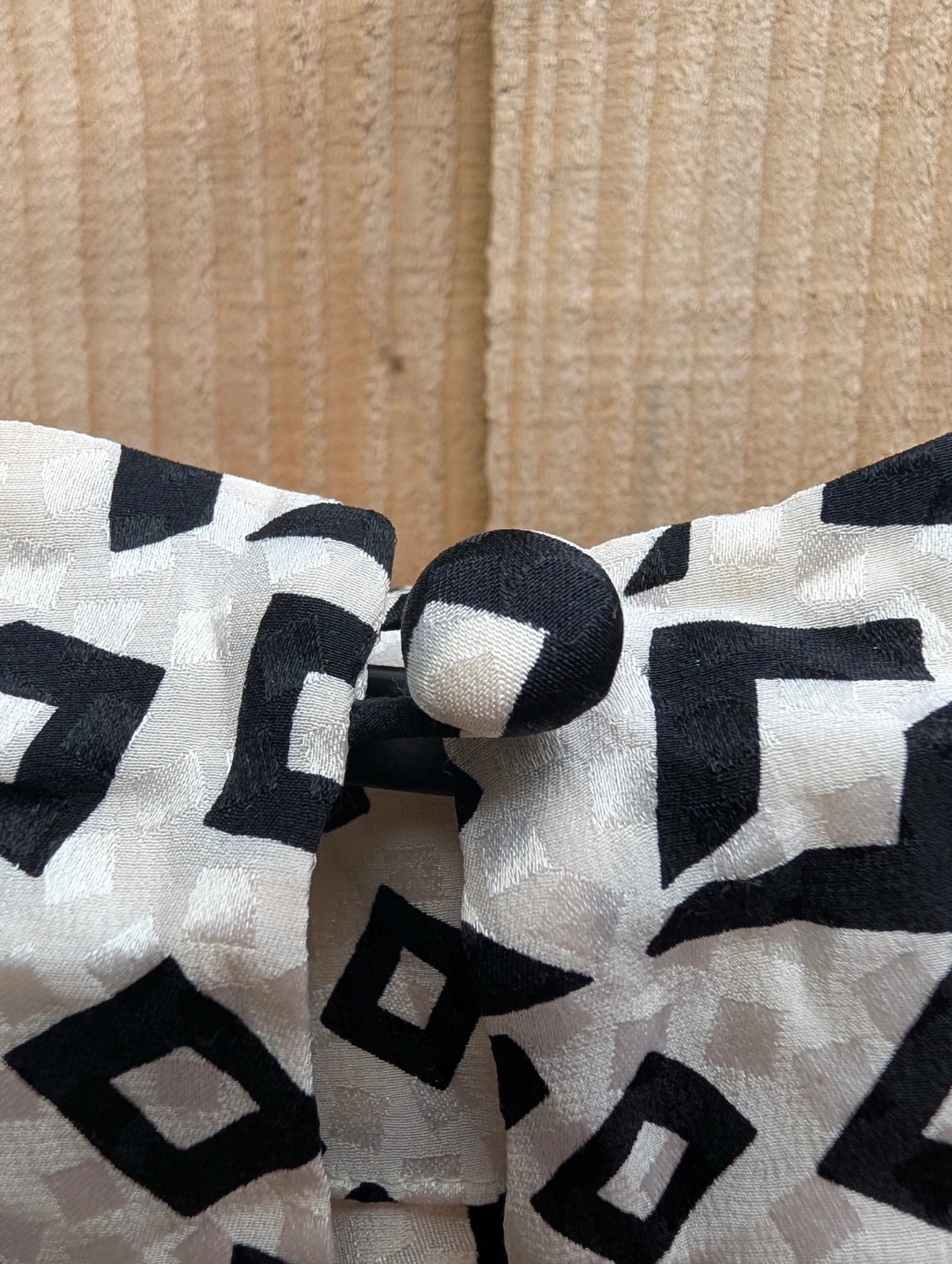 Liz Claiborne Late 80s/Early 90s Black White Geometric Silk Mini Dress 8-10 - Image 13