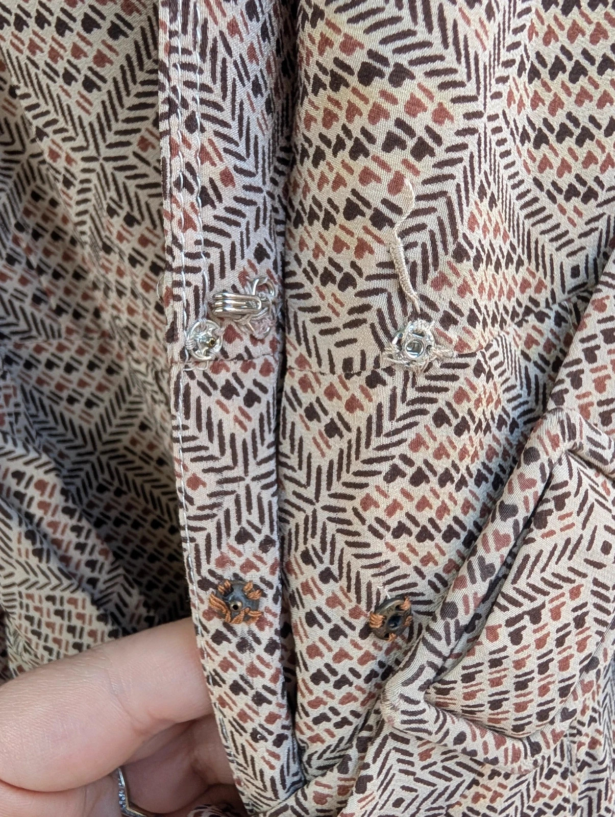 Vintage 1970s Cream Brown Geometric Pure Silk Belted Shirt Dress UK 8–10 Fit - Image 18